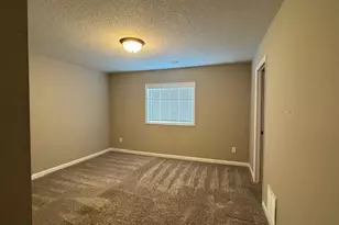 2422 Buffalo Ridge Dr, Buffalo, MN 55313 - Photo 12