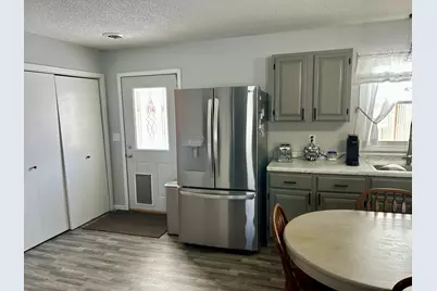 221 Birch Avenue NW, Wadena, MN 56482 - Photo 8