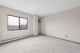 1111 Elway St, Saint Paul, MN 55116 - Photo 14