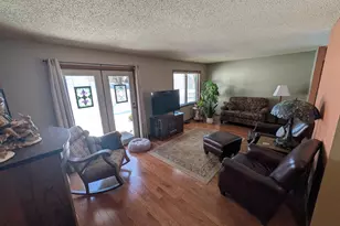 2445 Crestwood Dr, North Saint Paul, MN 55109 - Photo 4