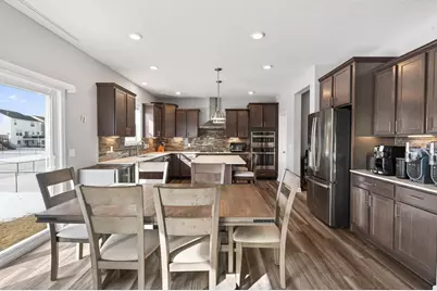 2150 Johanna Circle, Hugo, MN 55038 - Photo 8