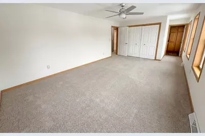 244 Point Douglas Road N, Saint Paul, MN 55106 - Photo 4