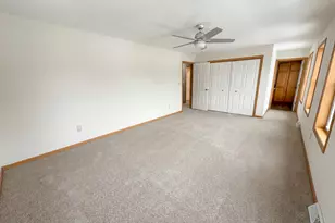 244 Point Douglas Rd N, Saint Paul, MN 55106 - Photo 4