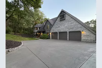 2801 Woods Trail N, Burnsville, MN 55306 - Photo 2