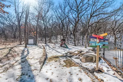 2801 Woods Trail N, Burnsville, MN 55306 - Photo 68
