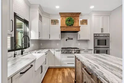 2801 Woods Trail N, Burnsville, MN 55306 - Photo 20