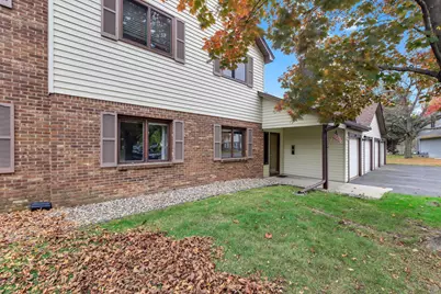 1923 Fox Ridge Drive #B, West Saint Paul, MN 55118 - Photo 30