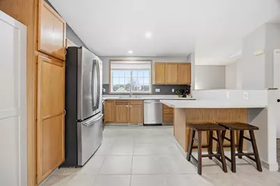 2344 59th Avenue S, Fargo, ND 58104 - Photo 8