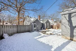 3326 Chowen Ave N, Robbinsdale, MN 55422 - Photo 16