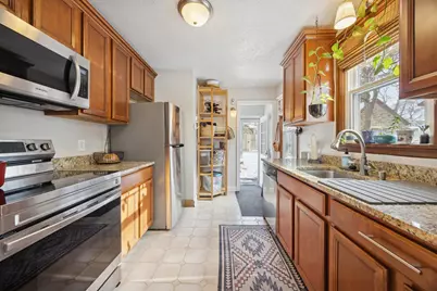 3326 Chowen Avenue N, Robbinsdale, MN 55422 - Photo 8