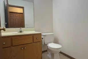 939 Cypress Rd, Saint Cloud, MN 56303 - Photo 8