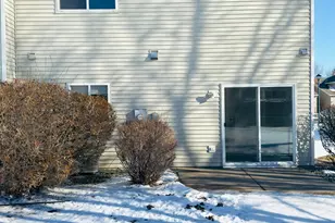 939 Cypress Rd, Saint Cloud, MN 56303 - Photo 2