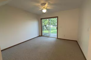 939 Cypress Rd, Saint Cloud, MN 56303 - Photo 6