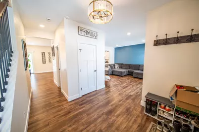 1017 Chester Ave SE, Rochester, MN 55904 - Photo 6