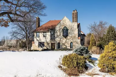 1014 Mount Curve Avenue, Minneapolis, MN 55403 - Photo 4