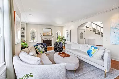 1014 Mount Curve Avenue, Minneapolis, MN 55403 - Photo 8