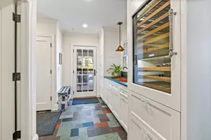 1014 Mt Curve Ave, Minneapolis, MN 55403 - Photo 20