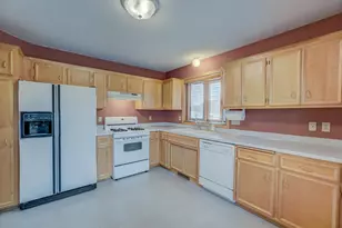 5170 Upper 141st St W, Apple Valley, MN 55124 - Photo 6