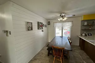 913 Center St E, Roseau, MN 56751 - Photo 6