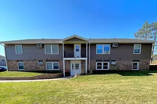 710 Hillcrest St, Baldwin, WI 54002 - Photo 1