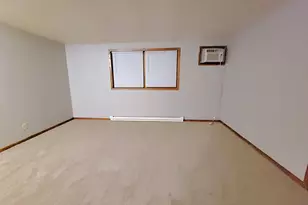 710 Hillcrest St, Baldwin, WI 54002 - Photo 8