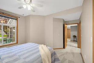 557 Mission Hills Dr, Chanhassen, MN 55317 - Photo 18