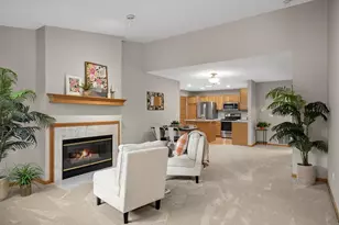 557 Mission Hills Dr, Chanhassen, MN 55317 - Photo 2