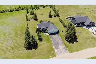 17123 Lakeview Lane, Audubon, MN 56511 - Photo 4