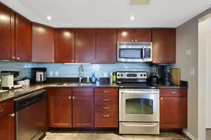 20 2nd Street NE, Minneapolis, MN 55413 - Photo 2
