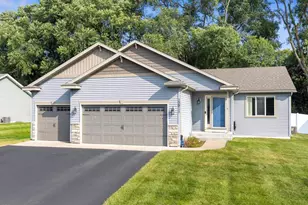 13911 7th Ave N, Zimmerman, MN 55398 - Photo 2