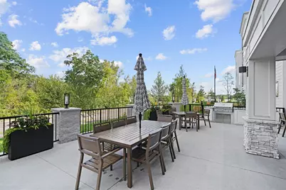 1875 E Shore Drive #302, Maplewood, MN 55109 - Photo 4