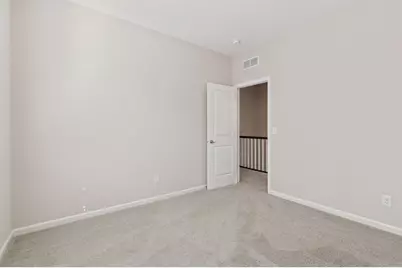 8060 Central Park Way N, Maple Grove, MN 55369 - Photo 30