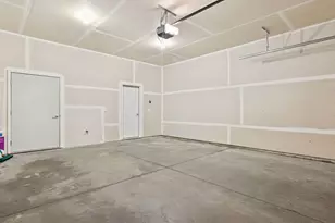 8060 Central Park Way N, Maple Grove, MN 55369 - Photo 38