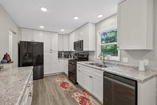 3425 Zenith Ave N, Robbinsdale, MN 55422 - Photo 6