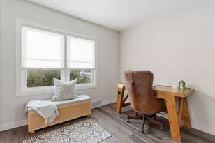 402 N Oak St, Lake City, MN 55041 - Photo 6