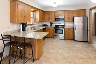 13224 Vivian Dr, Burnsville, MN 55337 - Photo 8