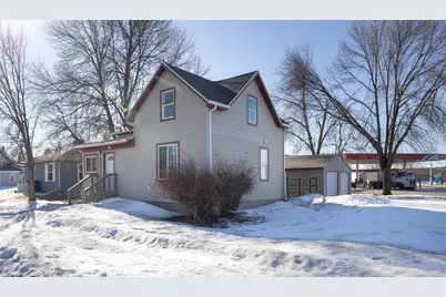304 1st Avenue E, Halstad, MN 56548 - Photo 2