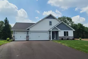 6664 Heritage Ave, Lino Lakes, MN 55038 - Photo 2