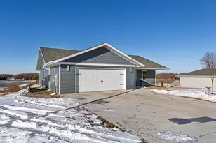 405 Sidney Street W, Morristown, MN 55052 - Photo 2