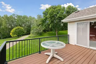 5550 Nathan Ln N, Plymouth, MN 55442 - Photo 24