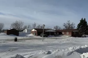 7953 180th SE, Wahpeton,  58075 - Photo 4