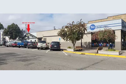 207 4th Street NW, Bemidji, MN 56601 - Photo 1