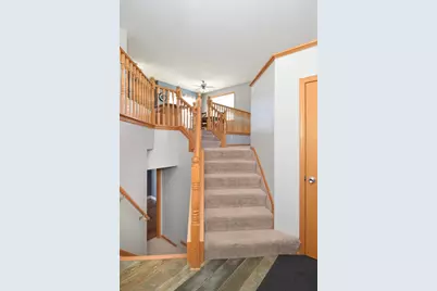 38615 Henna Circle, North Branch, MN 55056 - Photo 4