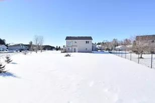 38615 Henna Cir, North Branch, MN 55056 - Photo 36