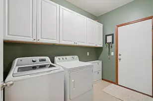 9514 Roosevelt Dr, Chanhassen, MN 55317 - Photo 22