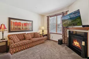 9514 Roosevelt Dr, Chanhassen, MN 55317 - Photo 4