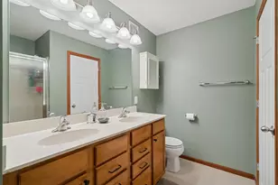 9514 Roosevelt Dr, Chanhassen, MN 55317 - Photo 18