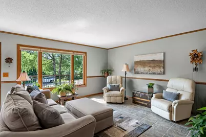 2929 Lake Elmo Avenue N, Lake Elmo, MN 55042 - Photo 8