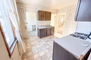 1034 Reaney Ave, Saint Paul, MN 55106 - Photo 10