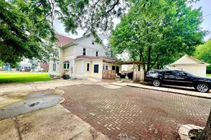 324 Monroe Ave, Ortonville, MN 56278 - Photo 28